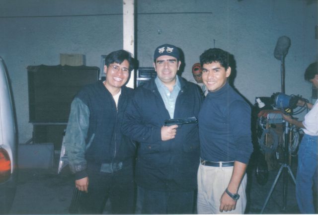 Con Leonardo Alonso(IZQ), Rhual Roger's(CENTRO),Prof: Marco a.(DER)filmación 